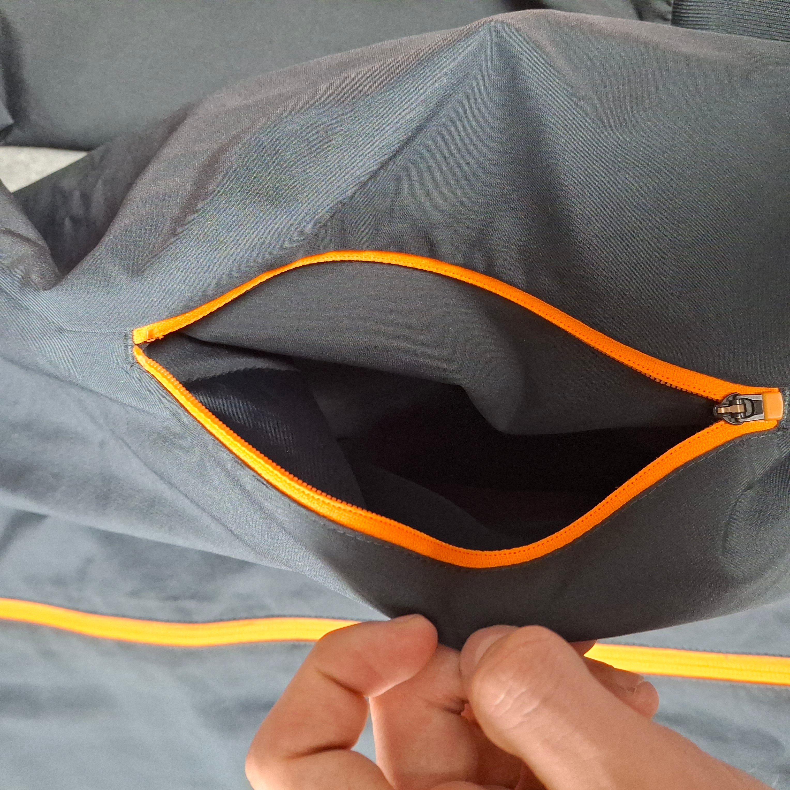 Real Madrid Tracksuit orange (L)