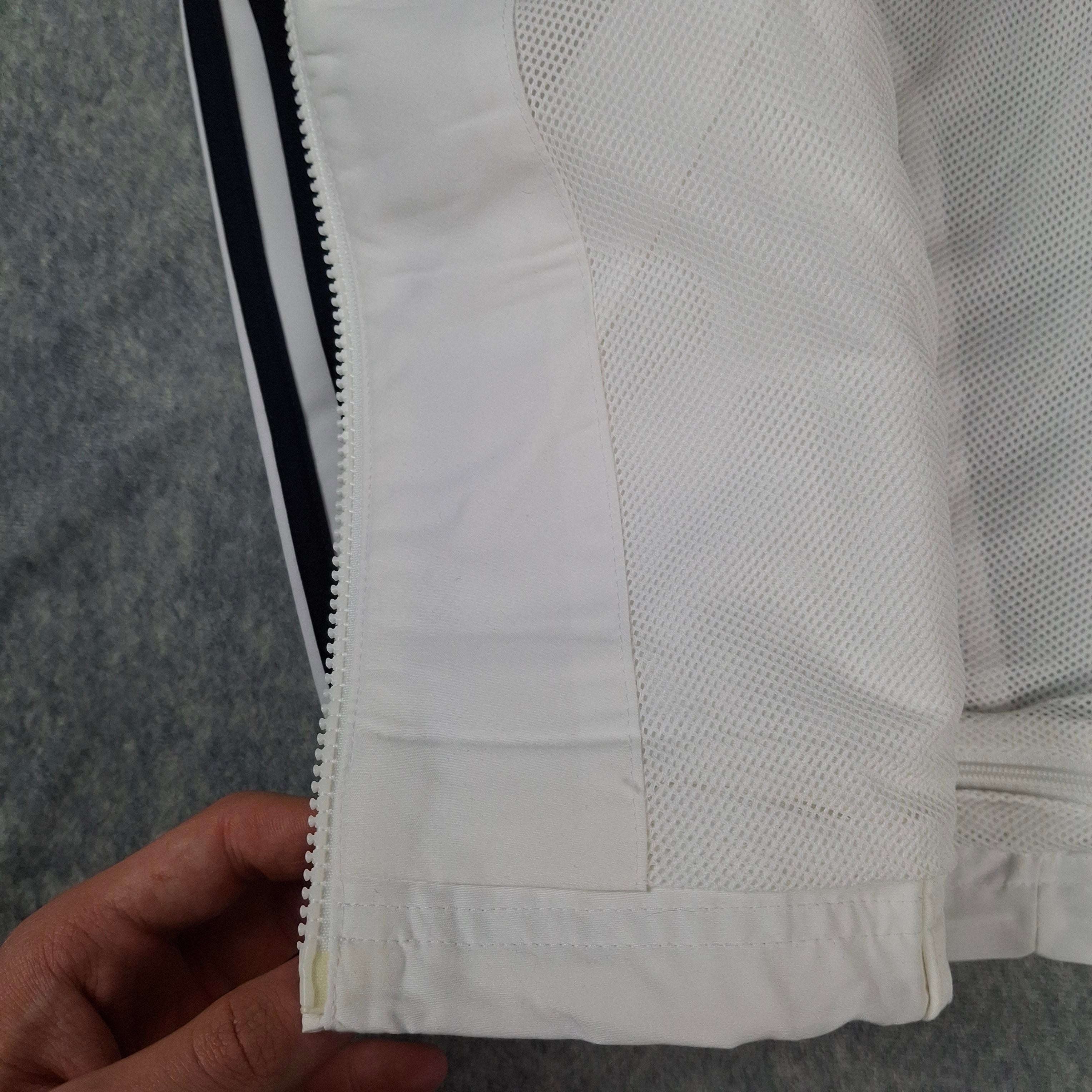 Real madrid tracksuit (L) Neon and white