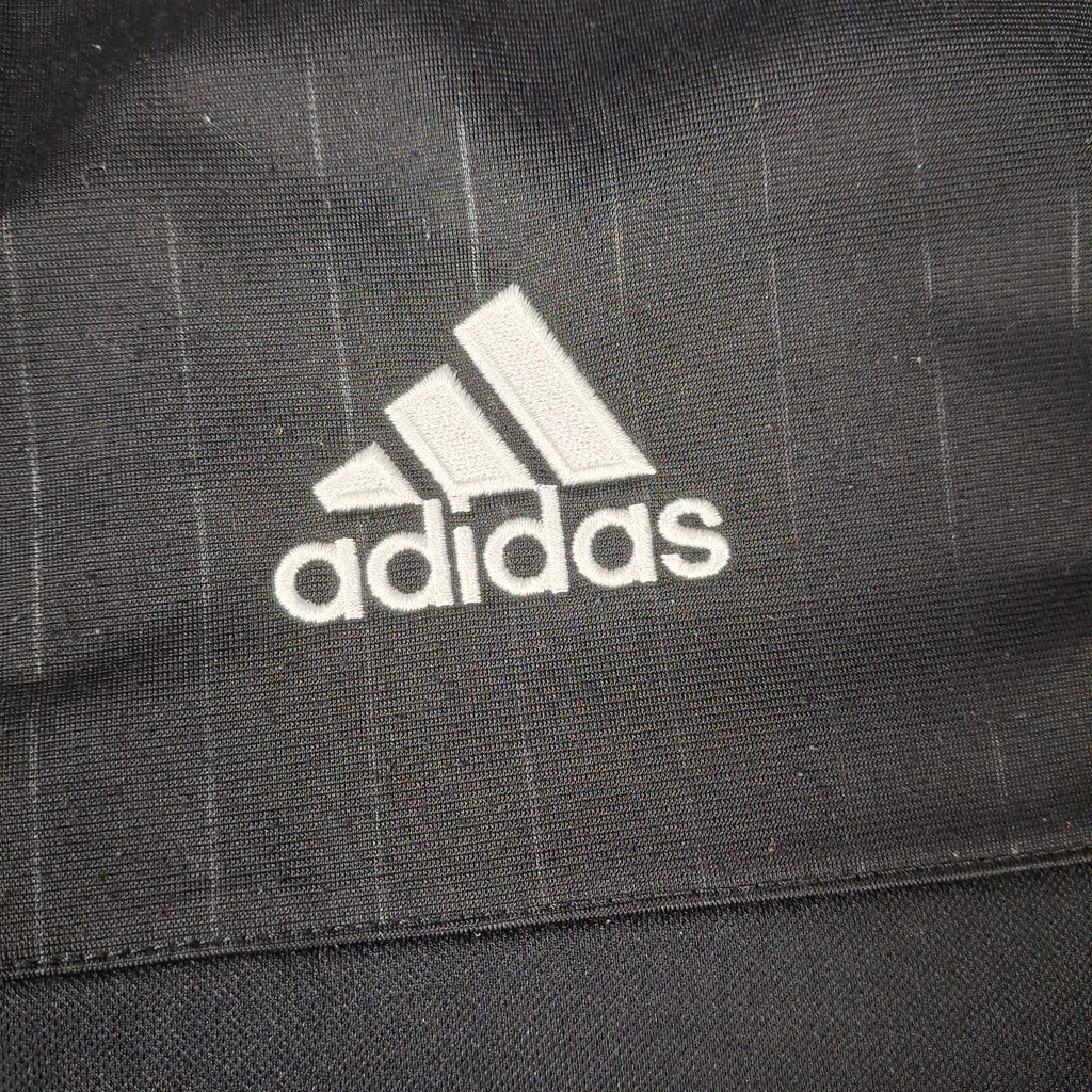 Adidas sweater (M)