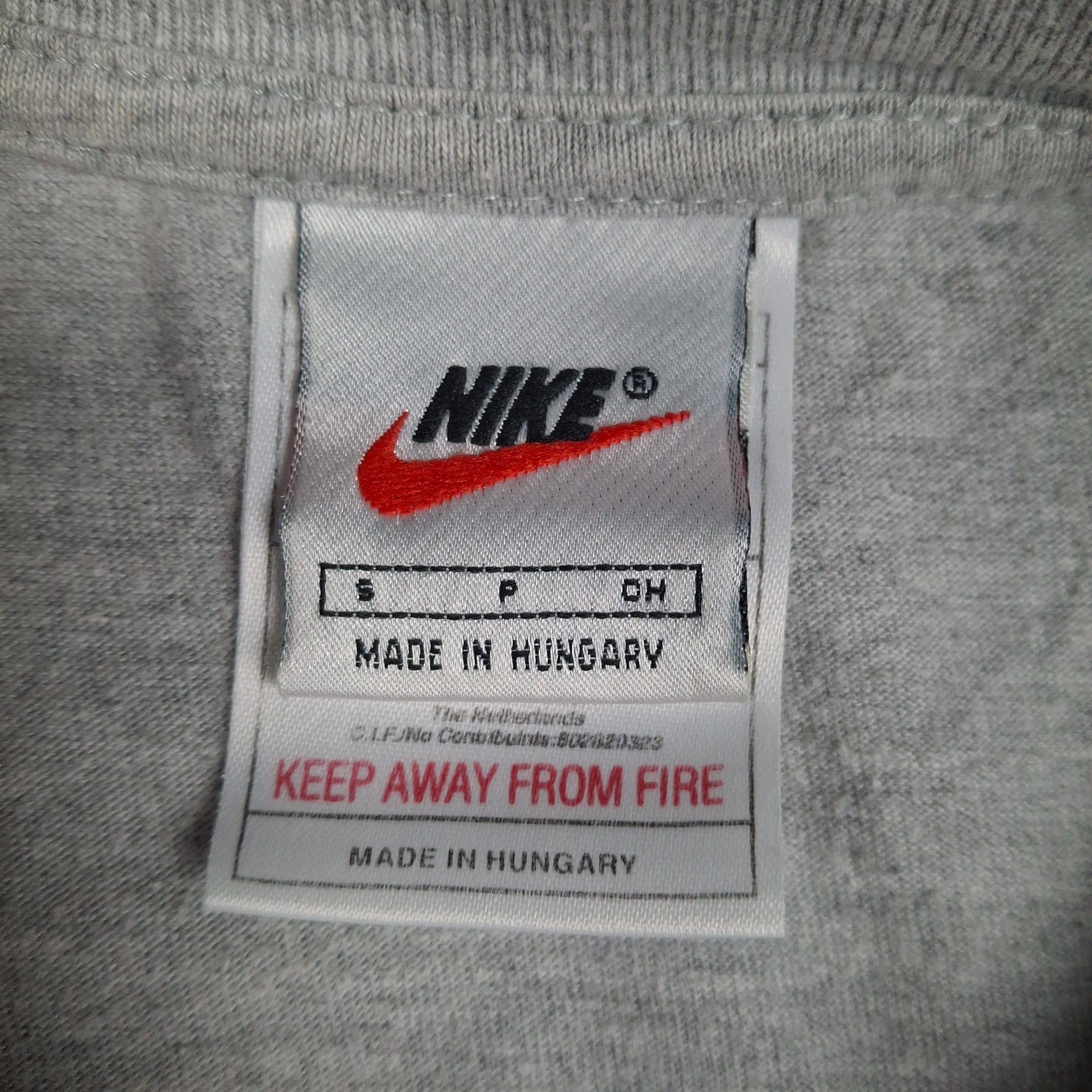 Nike orange print T-shirt (S)