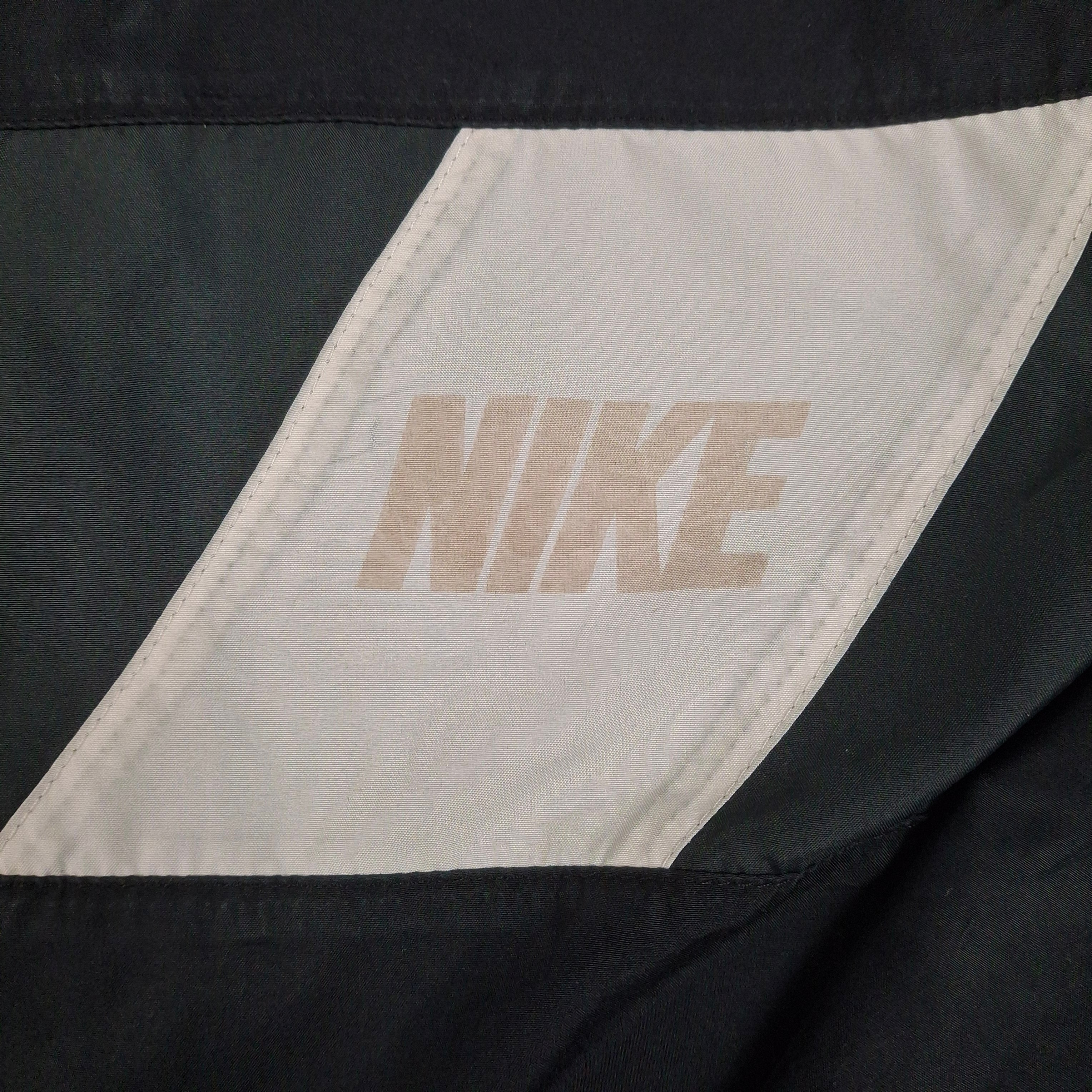Nike Vintage Jacket (L)