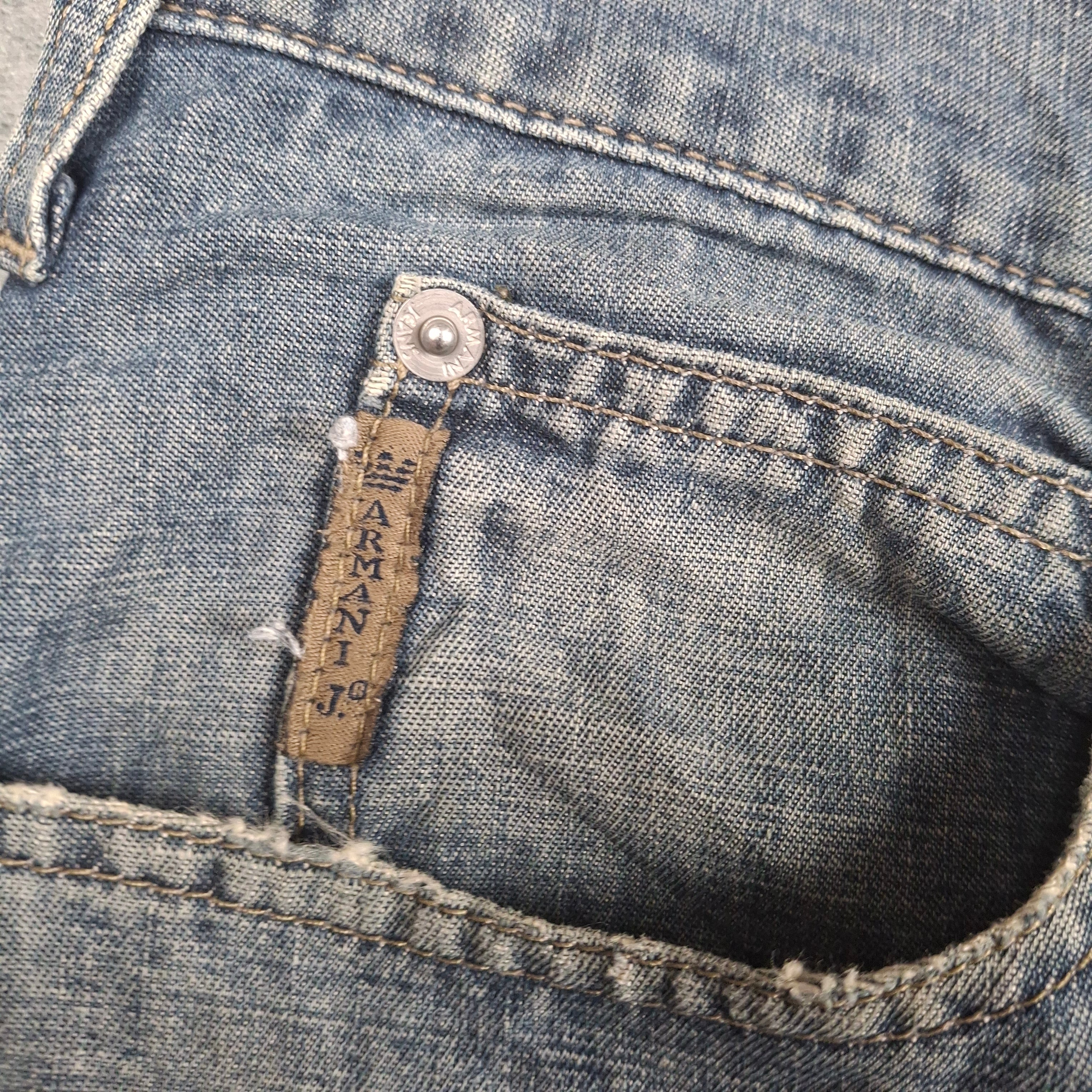 Armani Vintage Jeans (M)